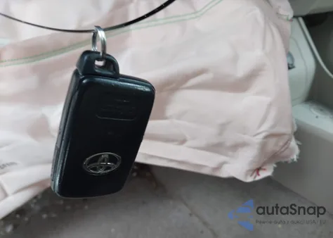 2011 Toyota Prius Two из США, поврежденный, VIN JTDKN3DU7B0320458